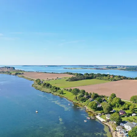 Strandnahe Mit Terrasse, Gratis Nutzung Vom Ahoi Erlebnisbad Und Sauna In Sellin - Rex Rugia 29-4 * Lobbe