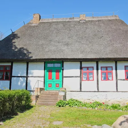 Strandnahe Mit Terrasse, Gratis Nutzung Vom Ahoi Erlebnisbad Und Sauna In Sellin - Rex Rugia 29-4 *